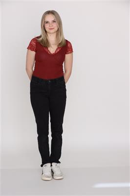 Lizzy Salter