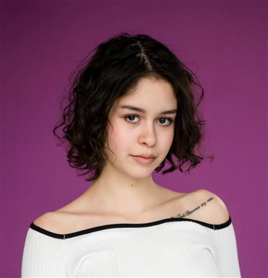 Zoe Jones