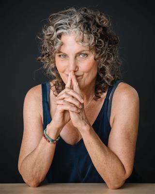 Katherine Shoulders