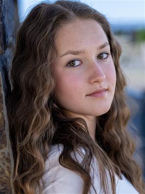 Lauren Marshall