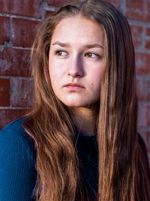 Lauren Marshall