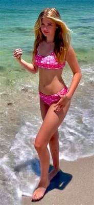 Elle Stone