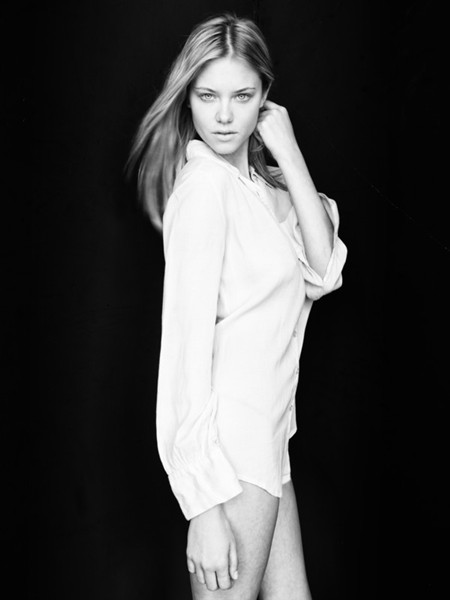 Nicole Lodl - Female Model - Donna Baldwin Agency