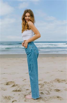 Savanna Lyons